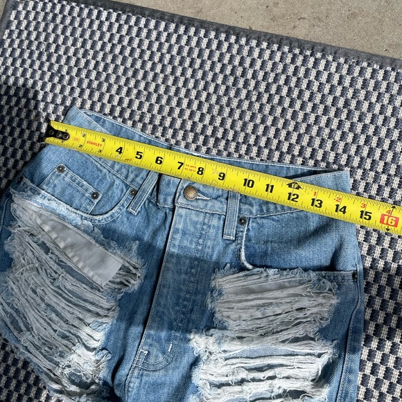 CARMAR High Rise Denim Shorts - Picture 8 of 9